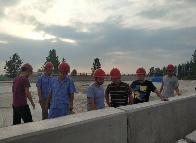 蕭楊路項目部扎實開展“質(zhì)量月”活動 蕭楊路項目部扎實開展“質(zhì)量月”活動