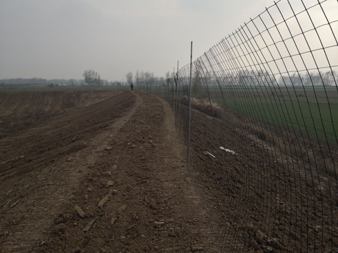 新汴河項目部“決戰(zhàn)一百天”四號圍堰10天完工 新汴河項目部“決戰(zhàn)一百天”四號圍堰10天完工